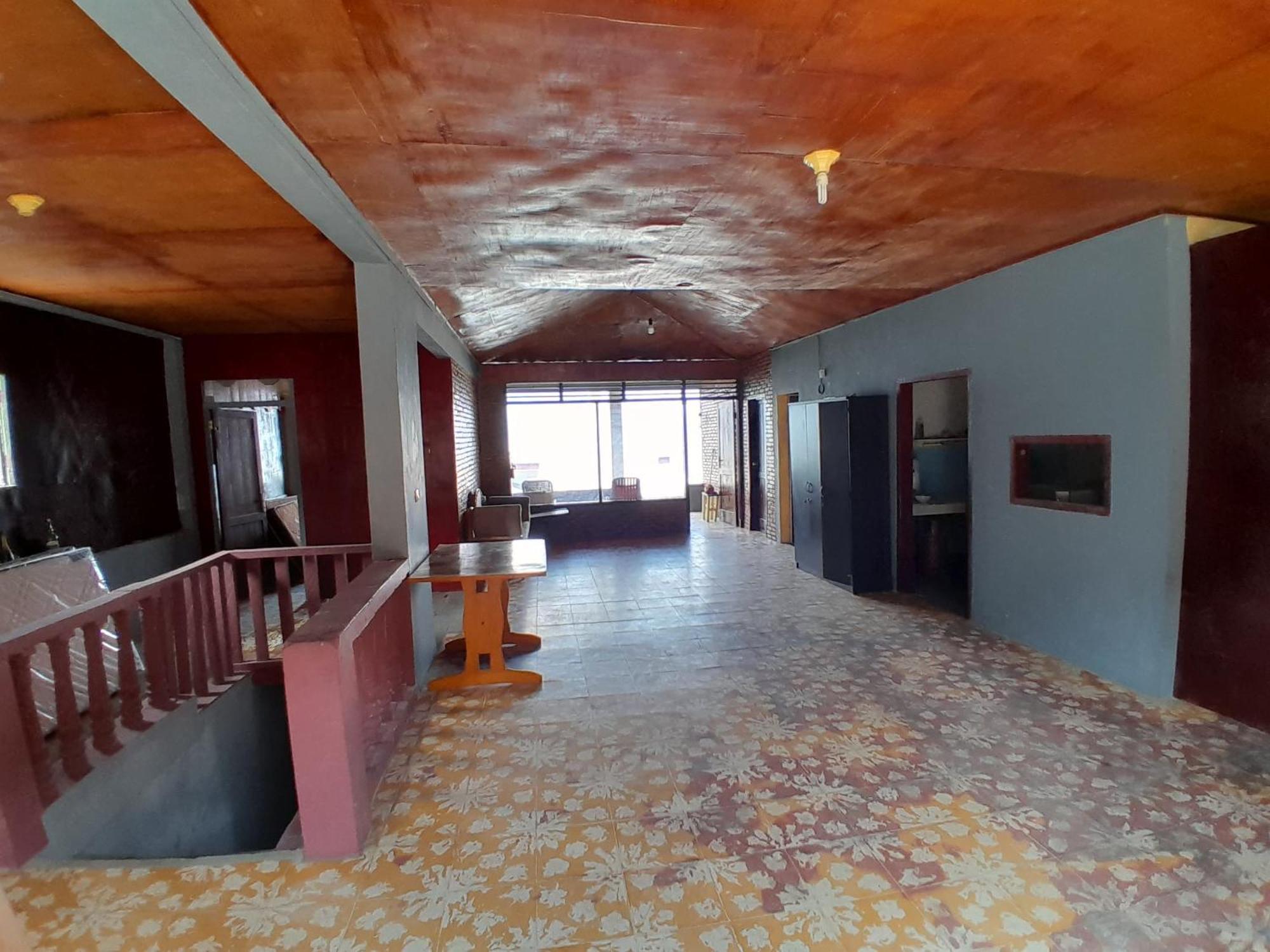 Maruba Inn Тук-Тук Экстерьер фото