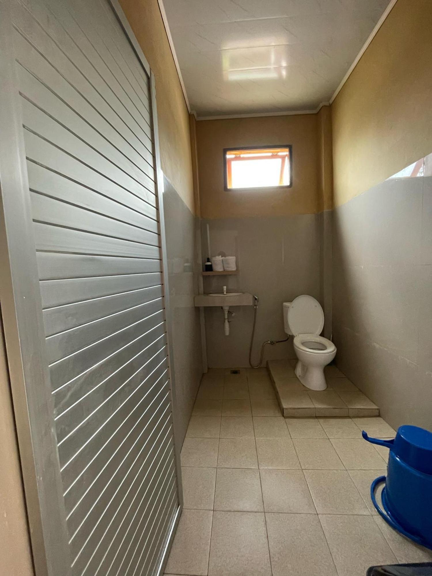 Maruba Inn Тук-Тук Экстерьер фото